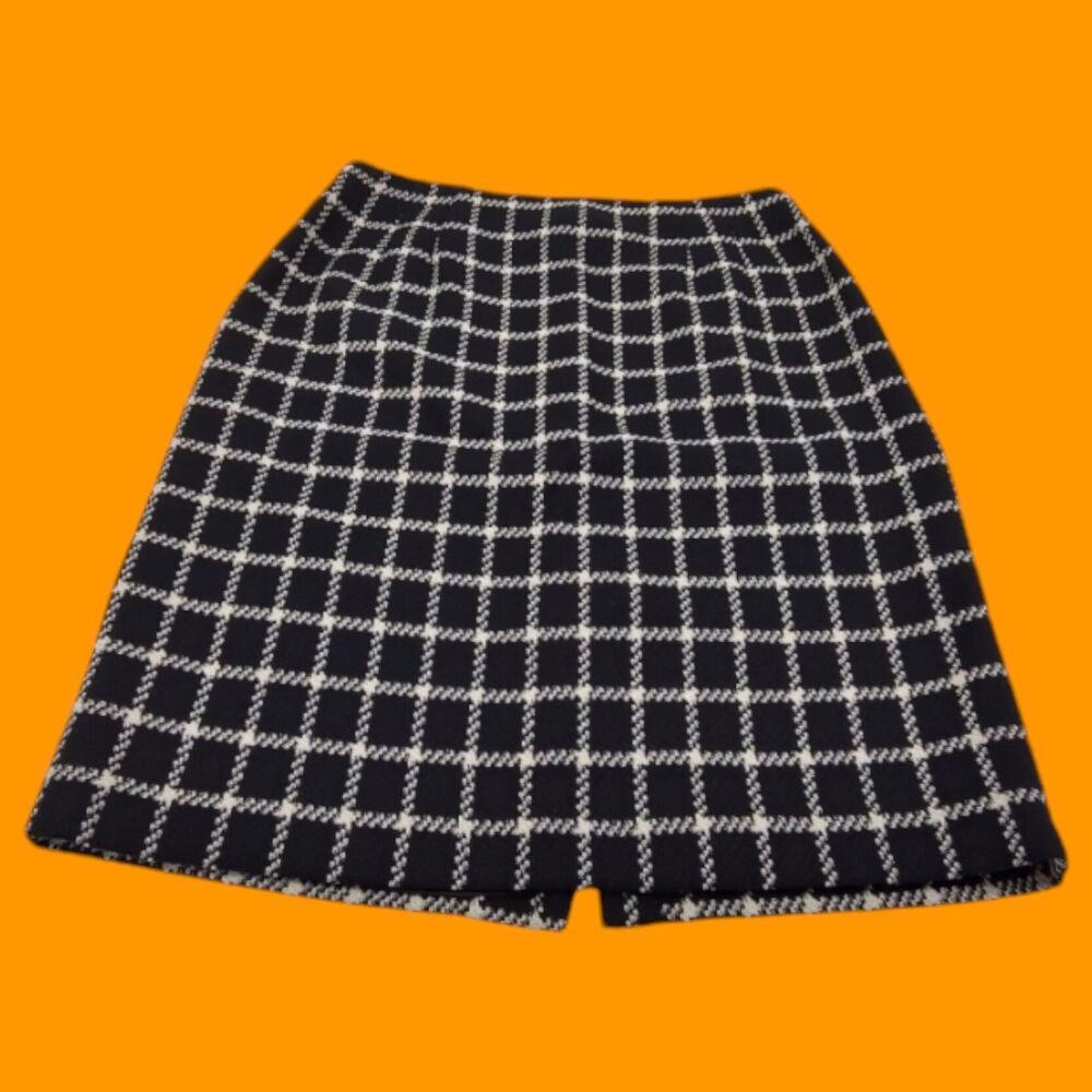 Fall Winter Timeless Black & White Plaid Window Pane Size 12 Talbot's Wool Skirt